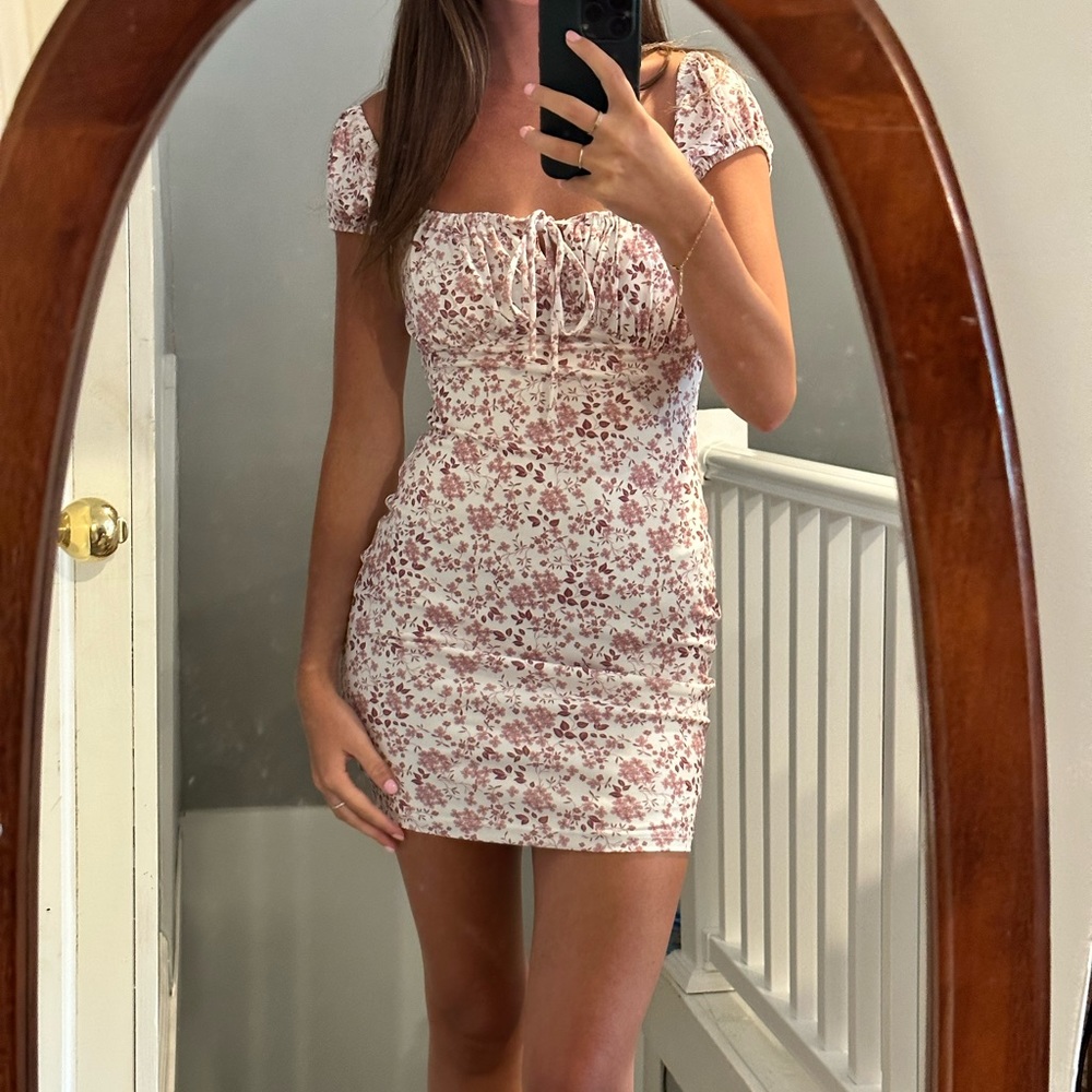 Windsor floral white and pink bodycon dress